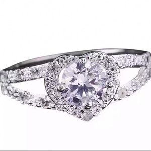 New S925 Sterling Silver Woman’s Elegant White Sapphire Heart Engagement Ring